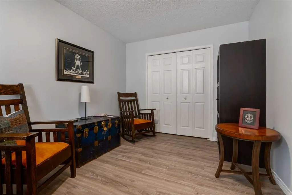 2013 24 Street SW, #2
