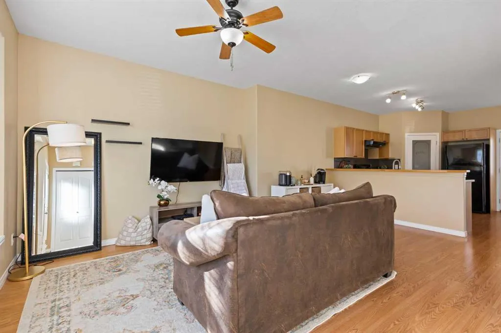 703 Luxstone Square SW, #1301