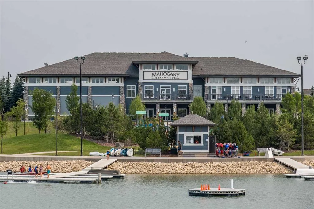 71 Masters Heights SE
