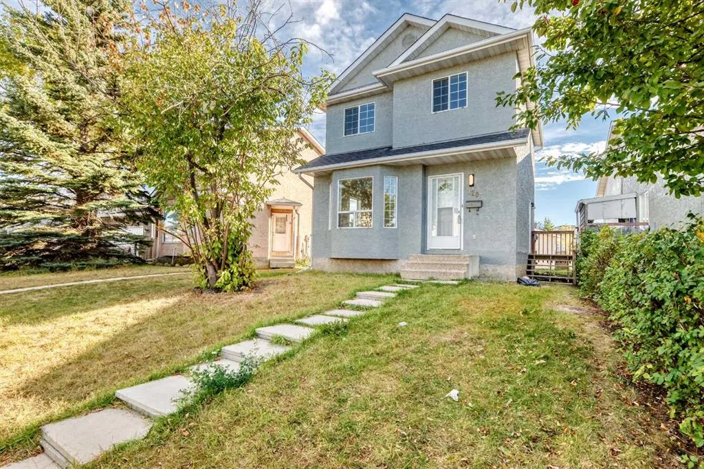 120 Martinview Close NE
