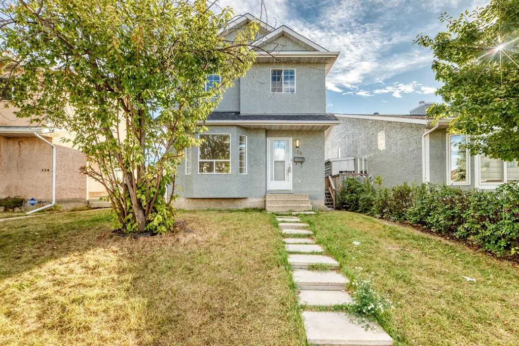 120 Martinview Close NE