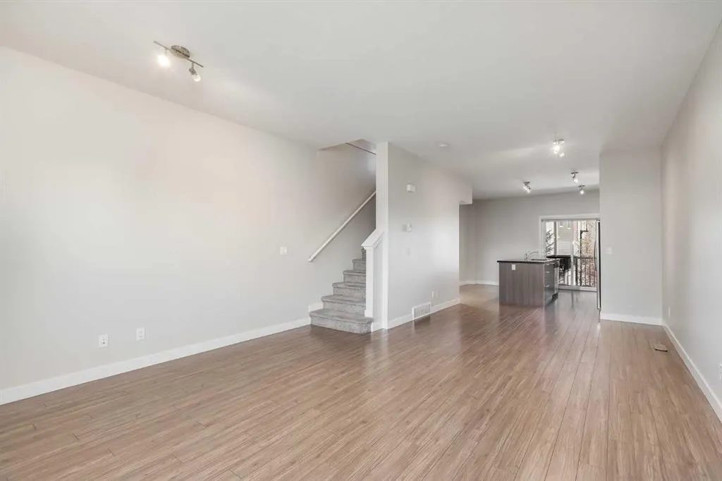 155 Silverado Common SW