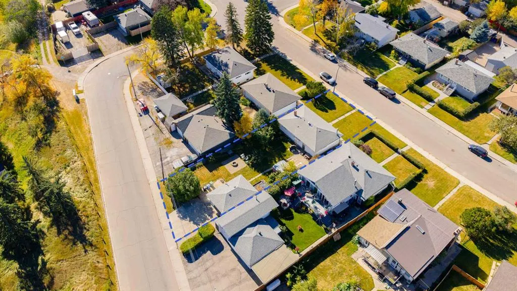 98 Lynnwood Drive SE