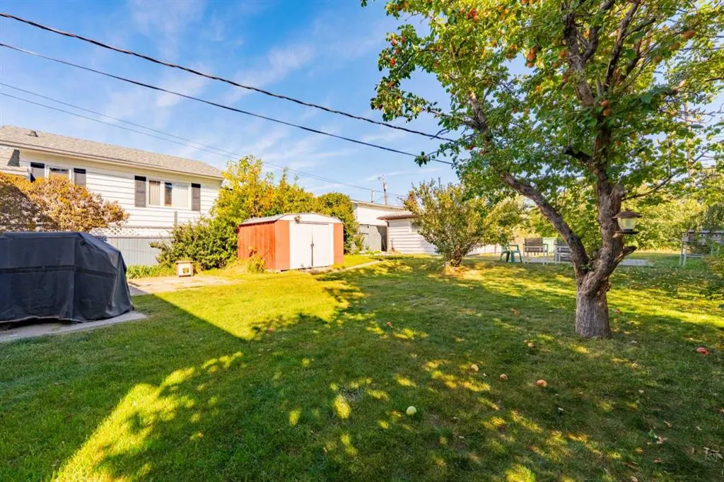 98 Lynnwood Drive SE