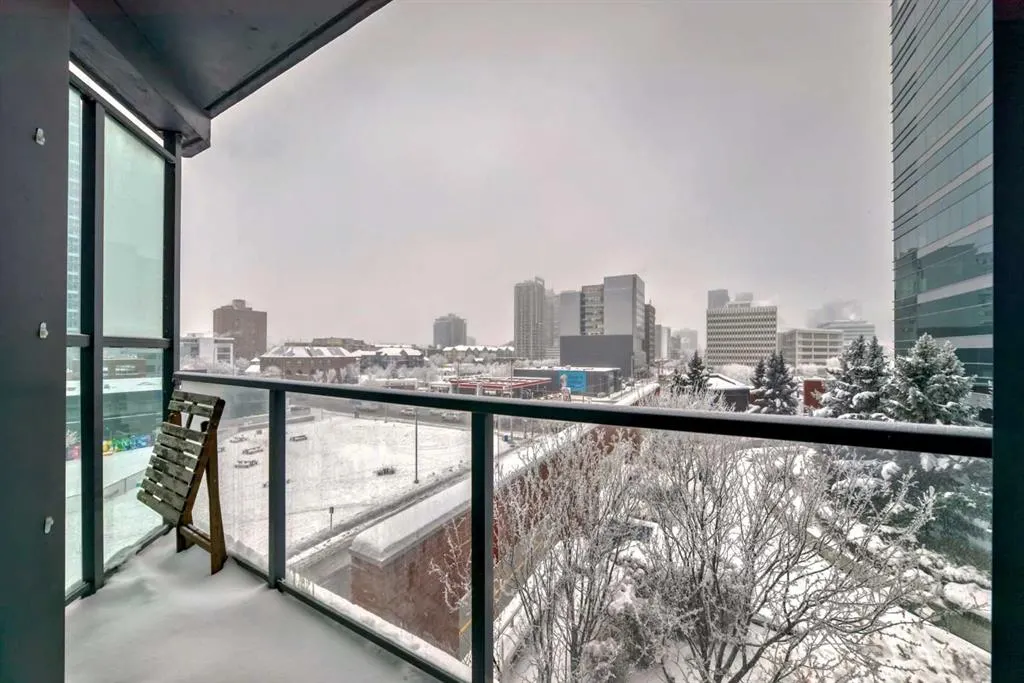220 12 Avenue SE, #401