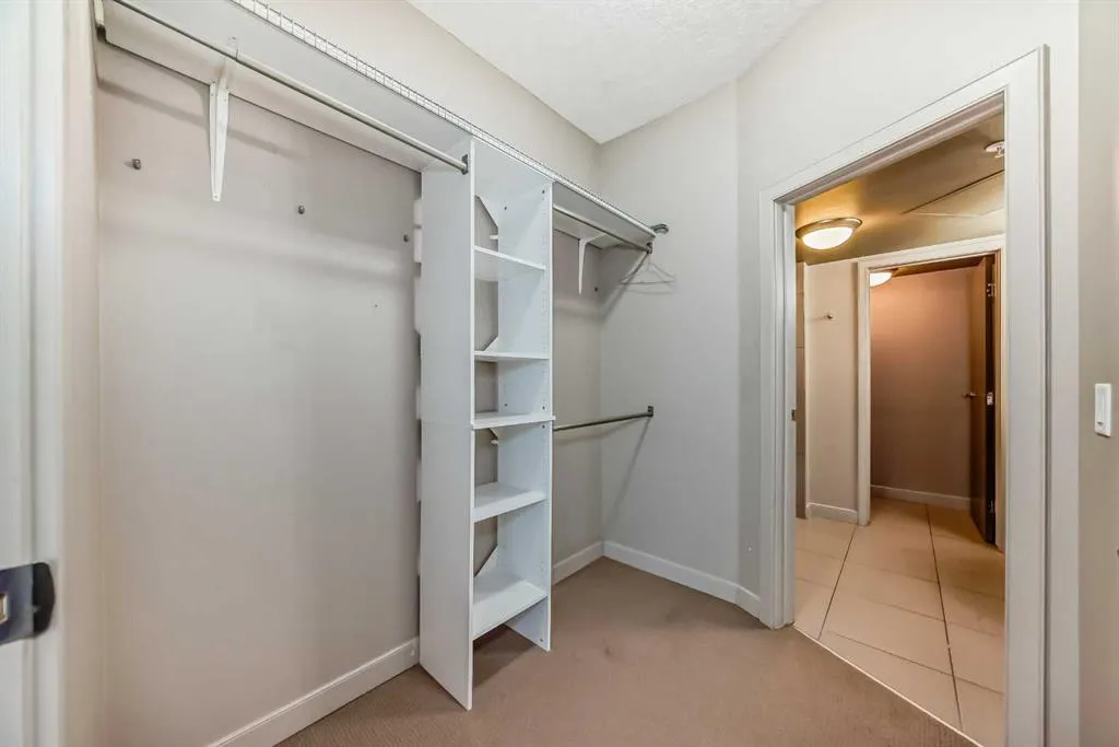 220 12 Avenue SE, #401