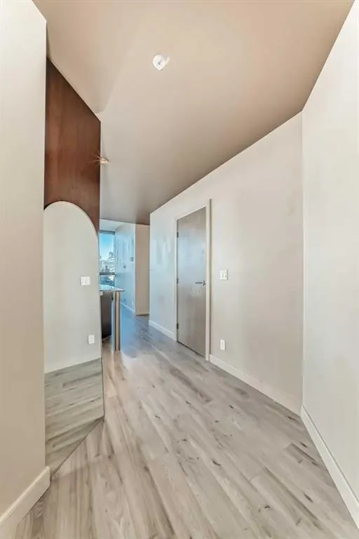 220 12 Avenue SE, #401