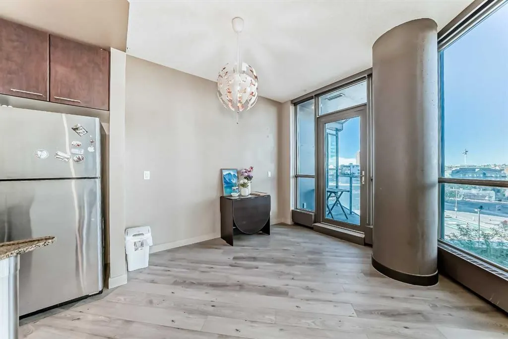 220 12 Avenue SE, #401