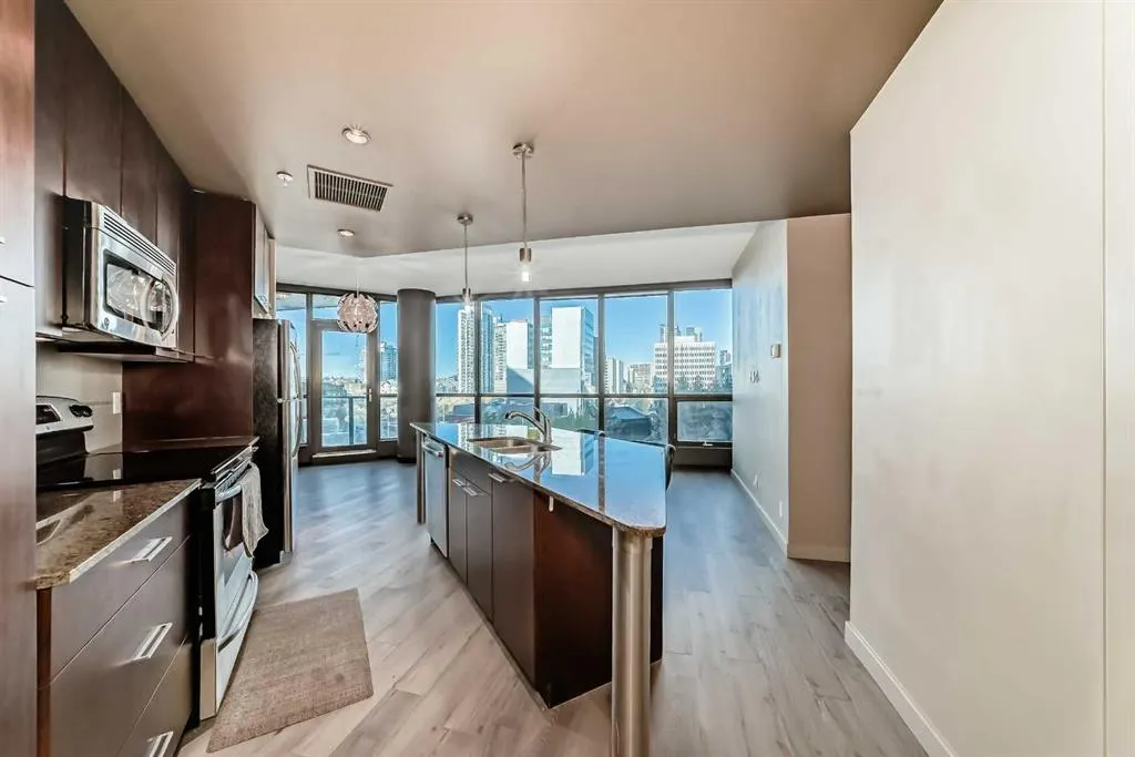 220 12 Avenue SE, #401