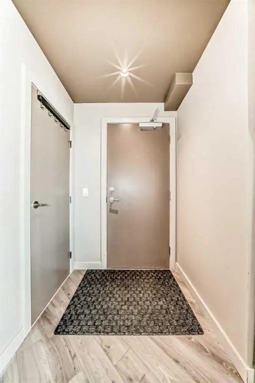220 12 Avenue SE, #401