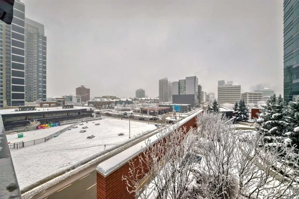 220 12 Avenue SE, #401