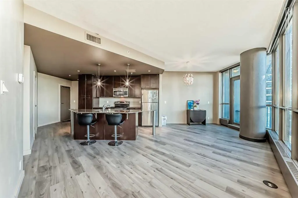 220 12 Avenue SE, #401