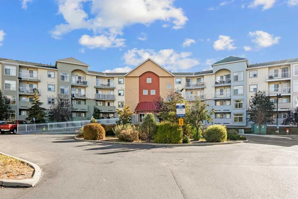 700 Willowbrook Road NW, #2401