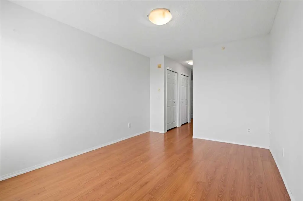 700 Willowbrook Road NW, #2401