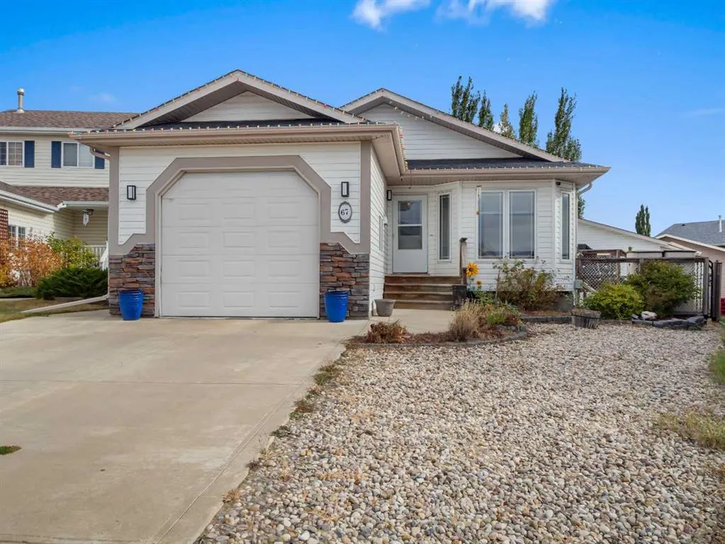 67 Plumtree Crescent
