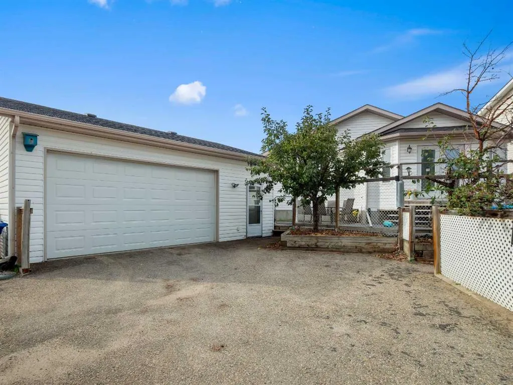 67 Plumtree Crescent