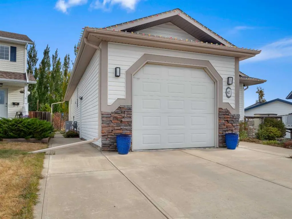 67 Plumtree Crescent