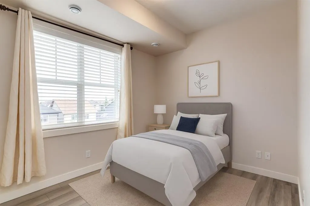 141 Cranford SE
