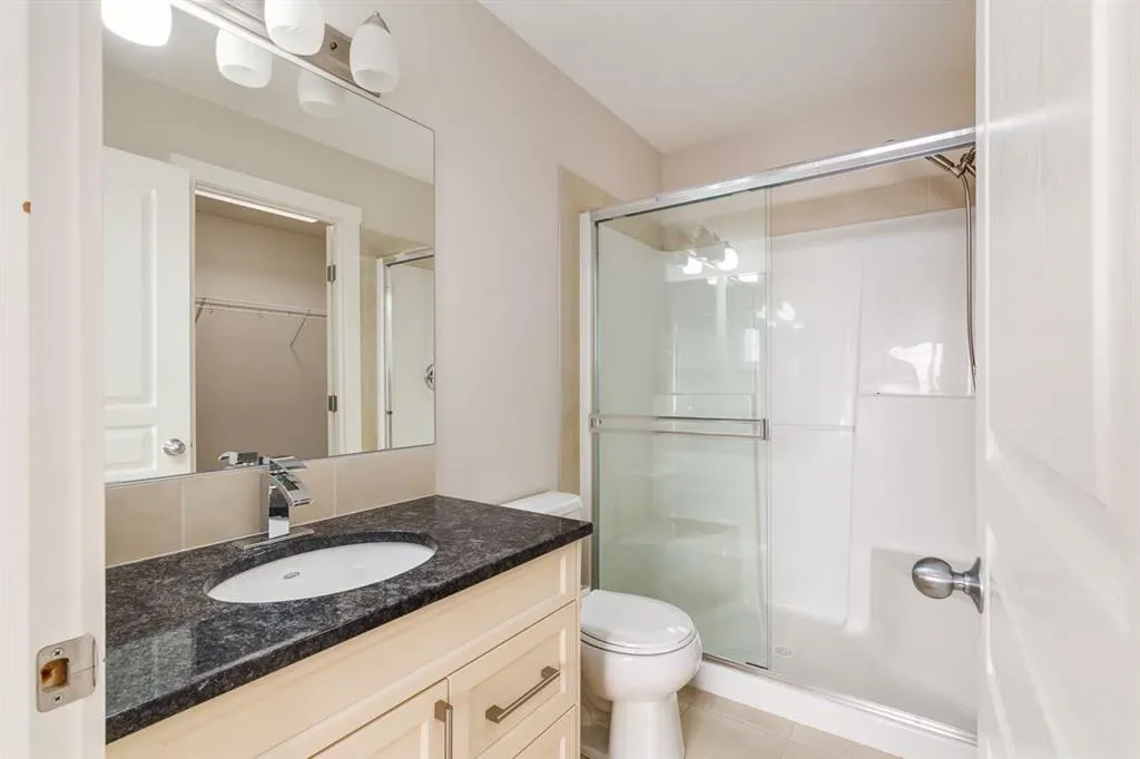 141 Cranford SE
