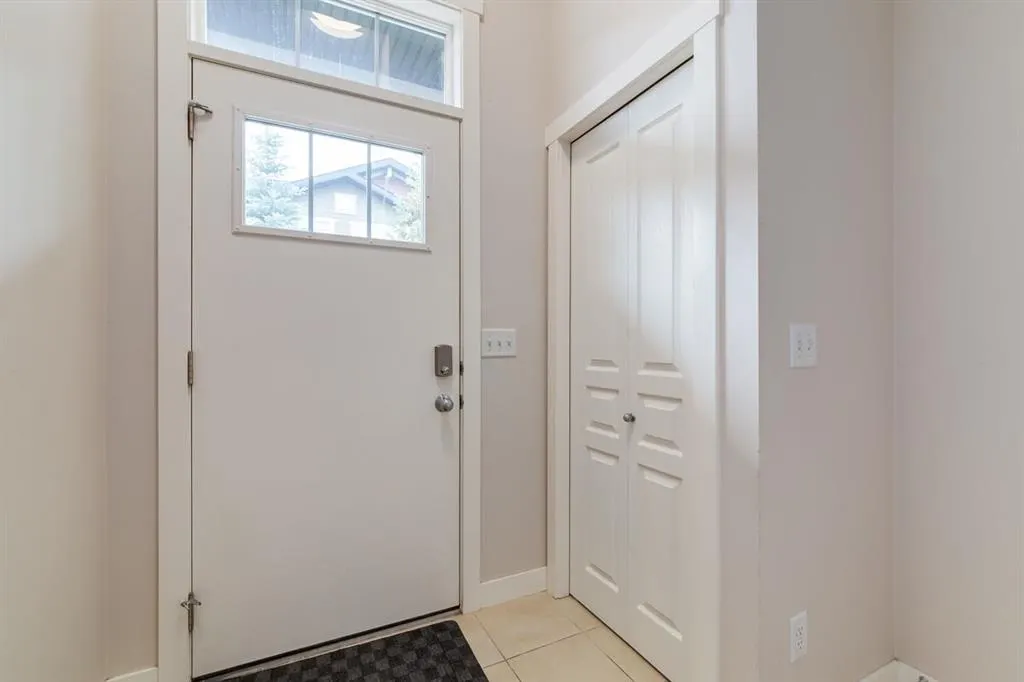 141 Cranford SE
