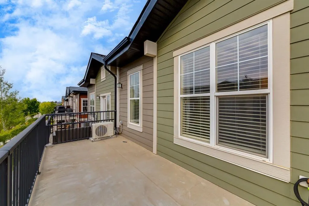 141 Cranford SE