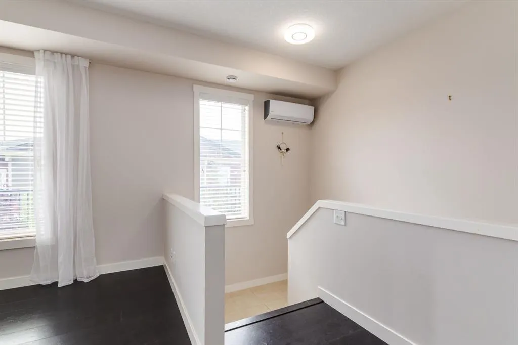 141 Cranford SE