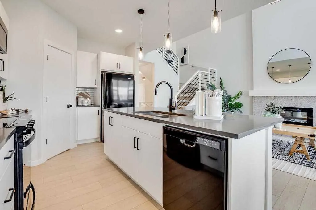 182 Walgrove Manor SE