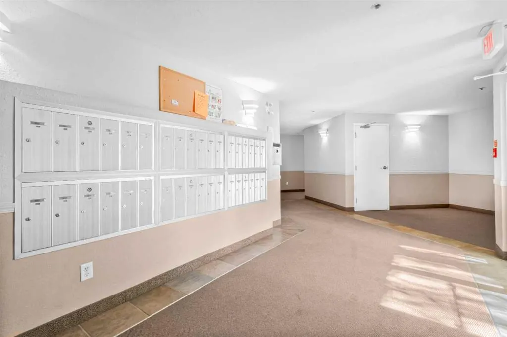 3308 Valleyview Park SE, ##308