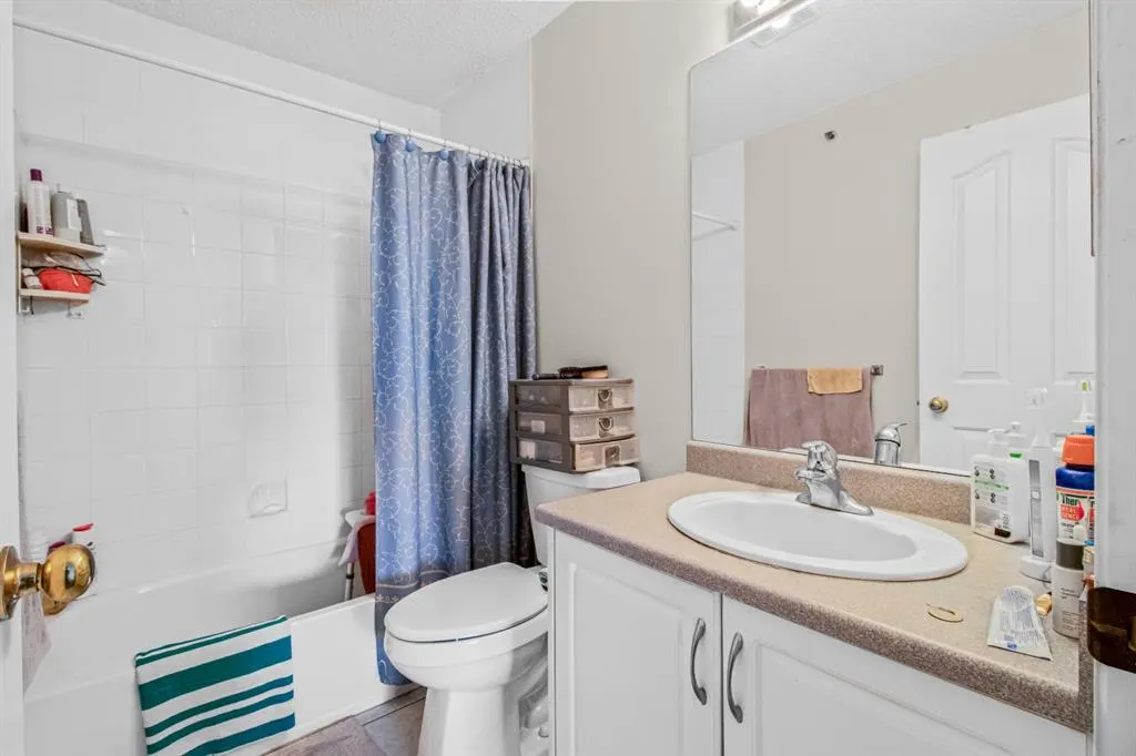 3308 Valleyview Park SE, ##308