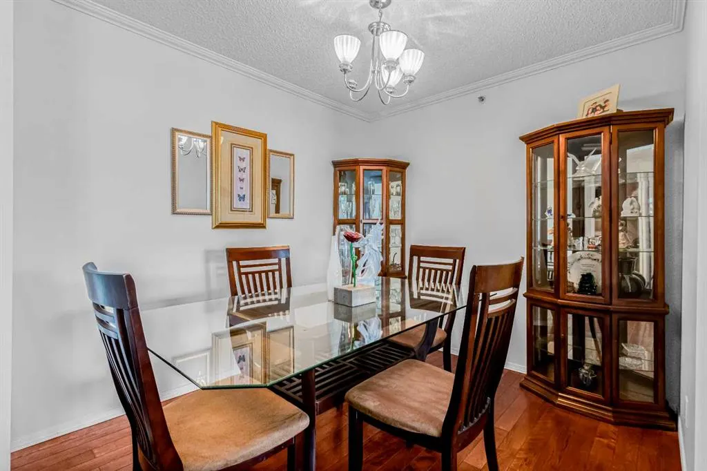 3308 Valleyview Park SE, ##308