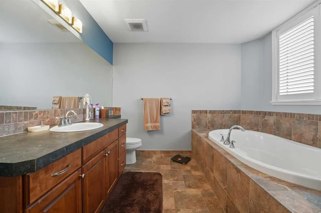 4707 50 Street, #310