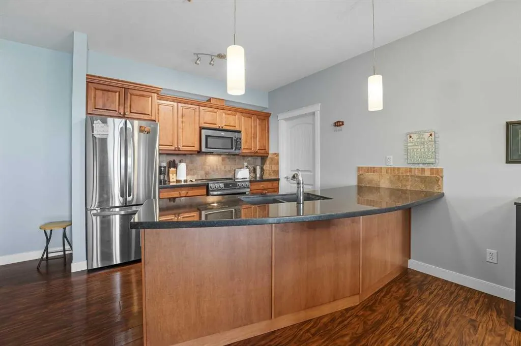 4707 50 Street, #310