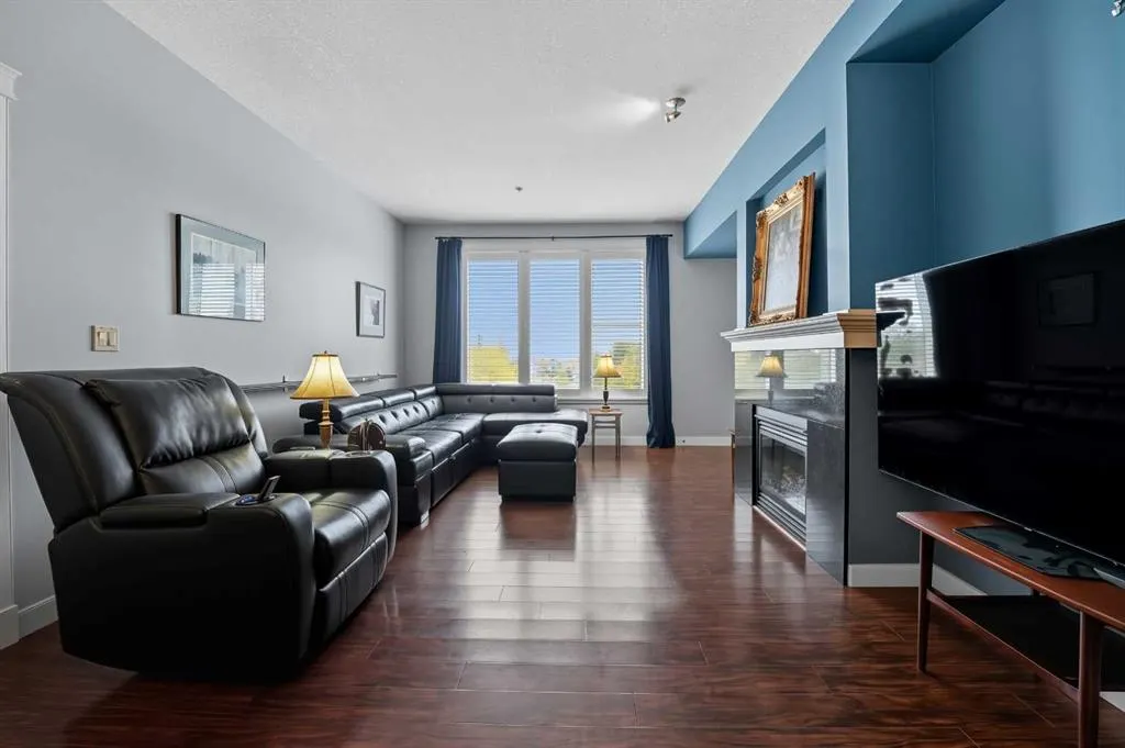 4707 50 Street, #310