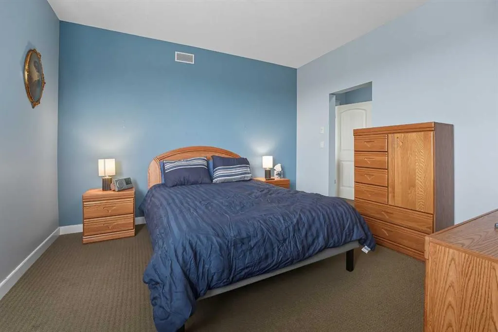 4707 50 Street, #310