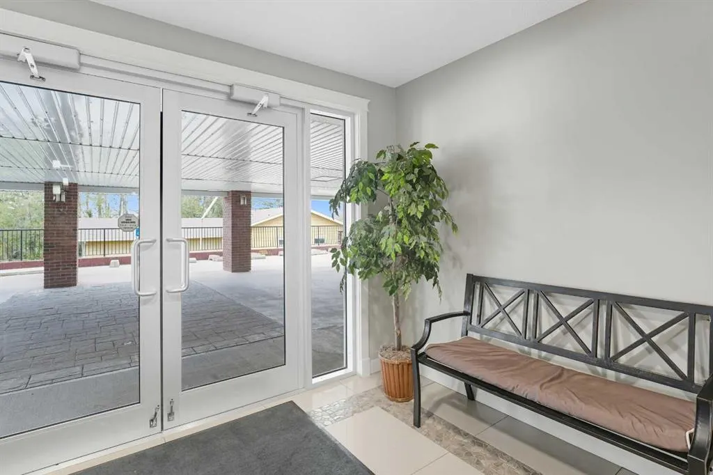 4707 50 Street, #310