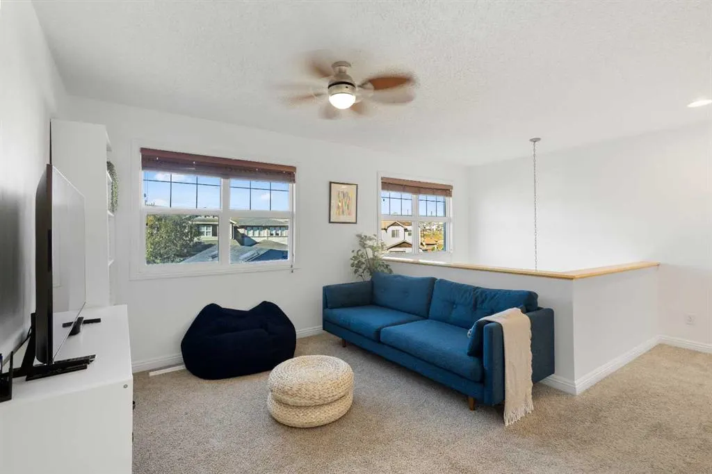 2227 Sagewood Heights SW
