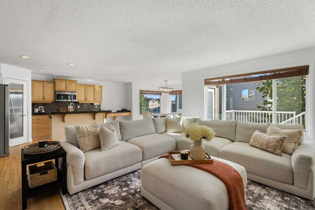 2227 Sagewood Heights SW