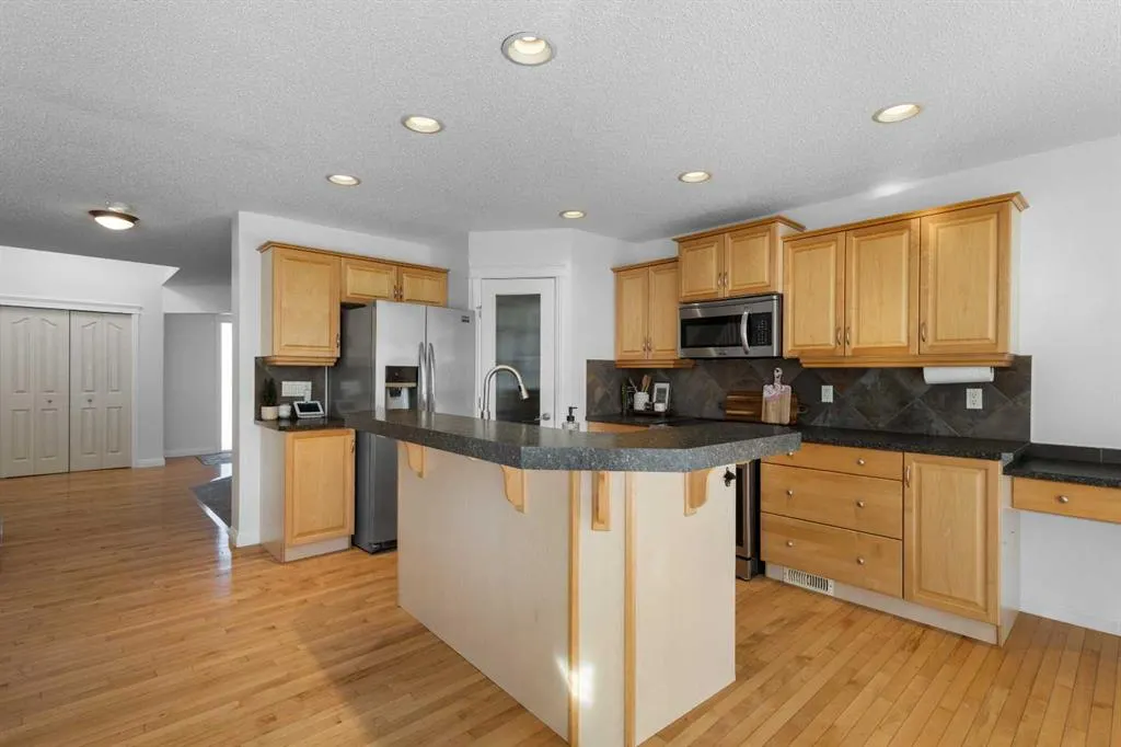 2227 Sagewood Heights SW