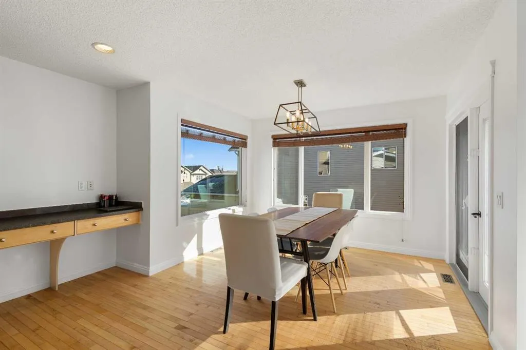 2227 Sagewood Heights SW