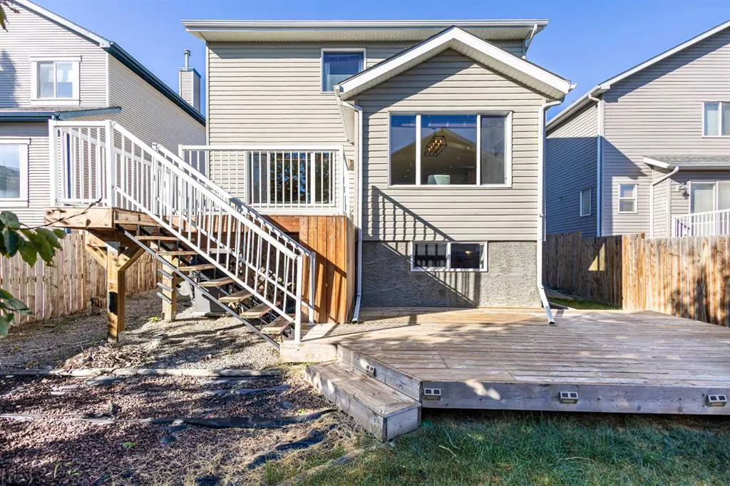 2227 Sagewood Heights SW