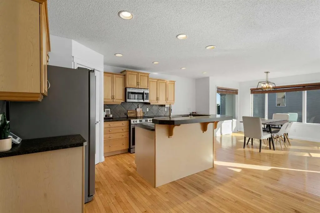 2227 Sagewood Heights SW