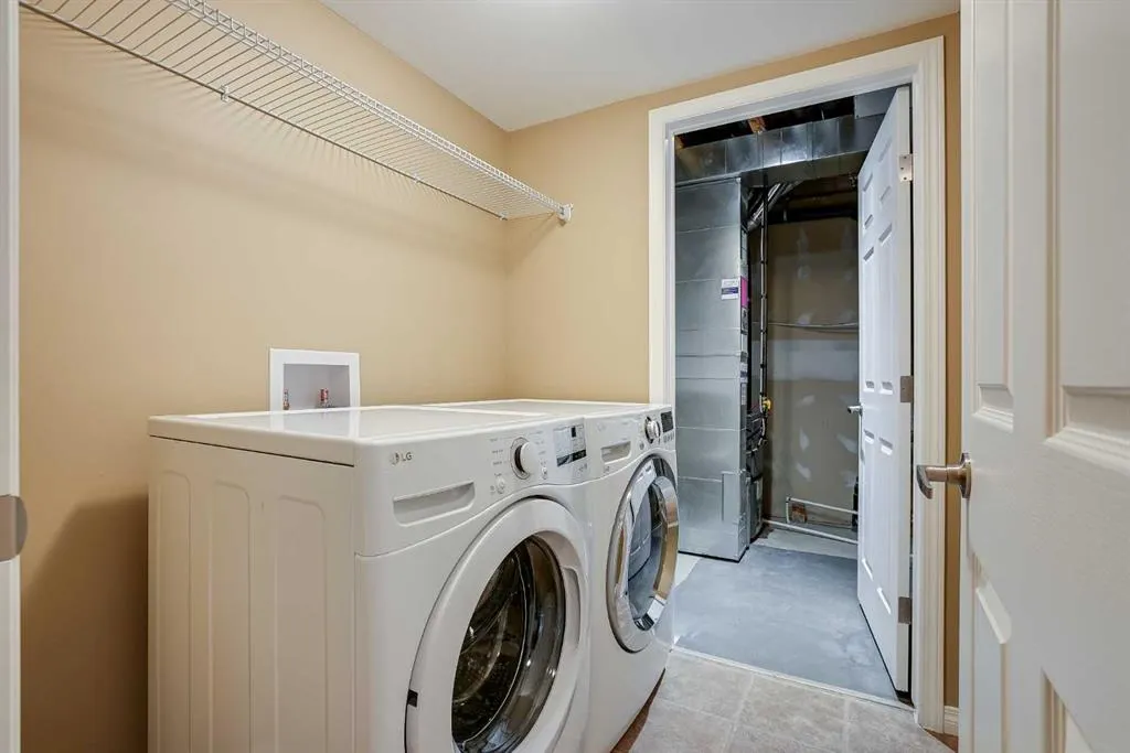 145 Windstone Avenue SW