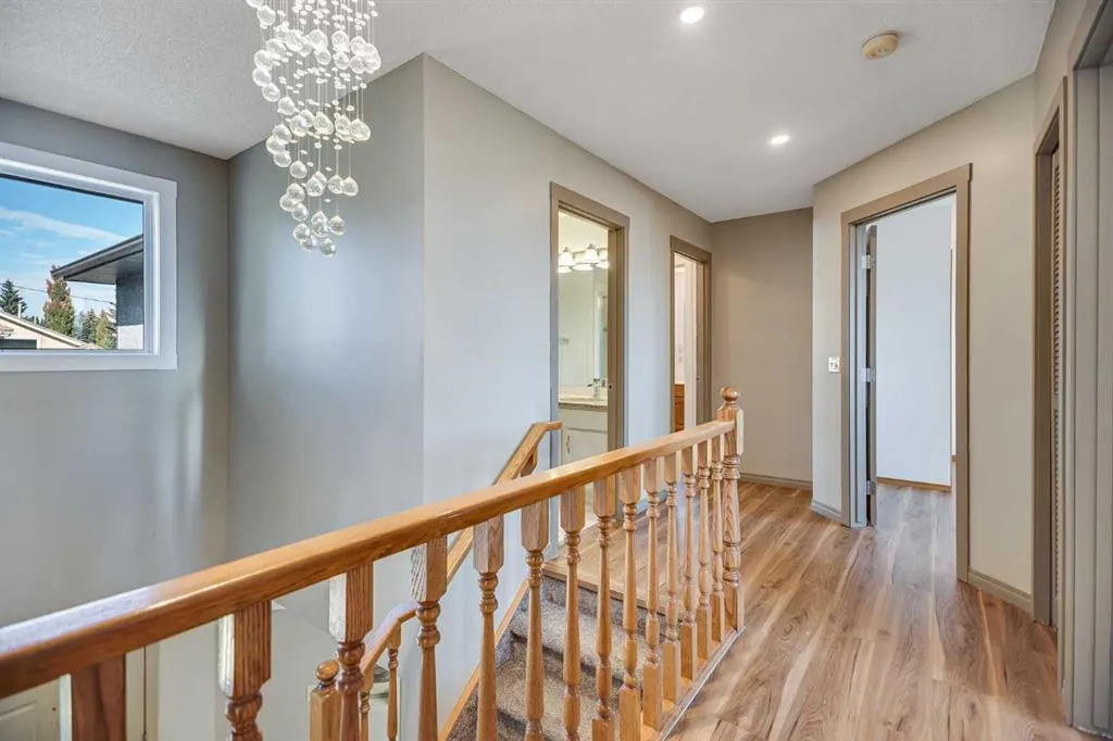 107 Wood Valley Drive SW