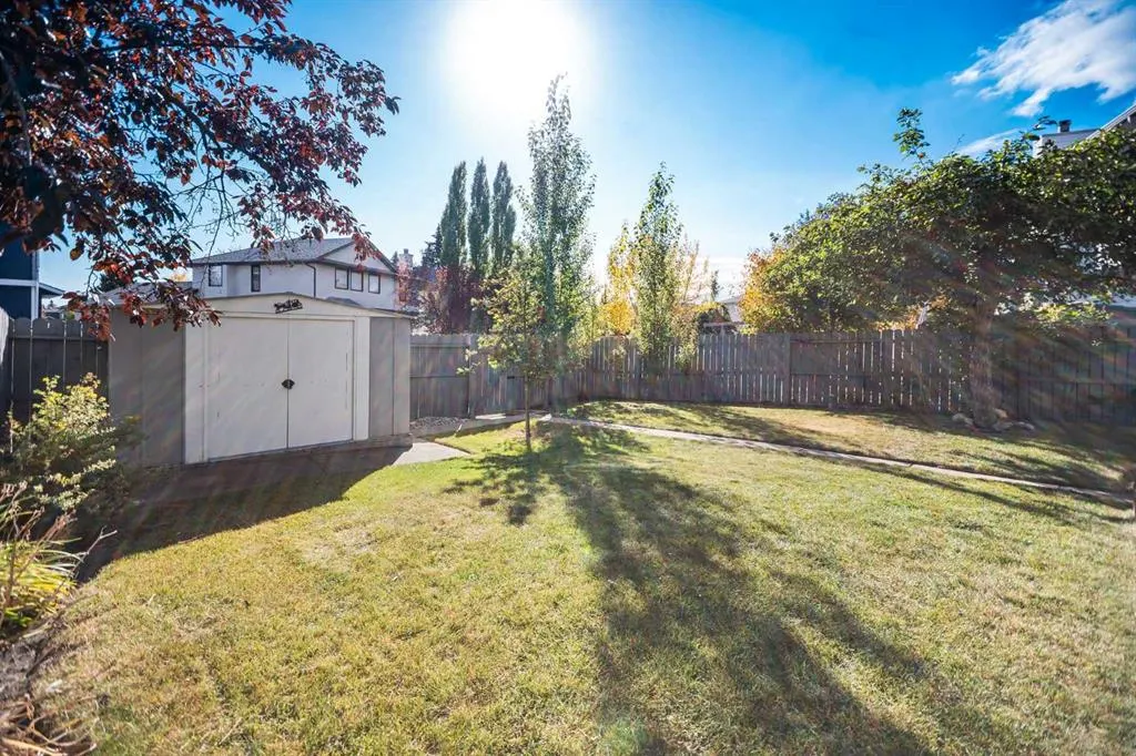 107 Wood Valley Drive SW