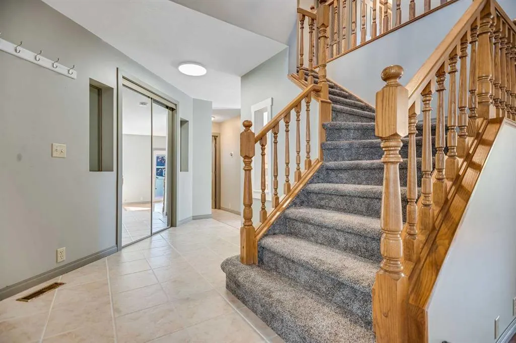 107 Wood Valley Drive SW
