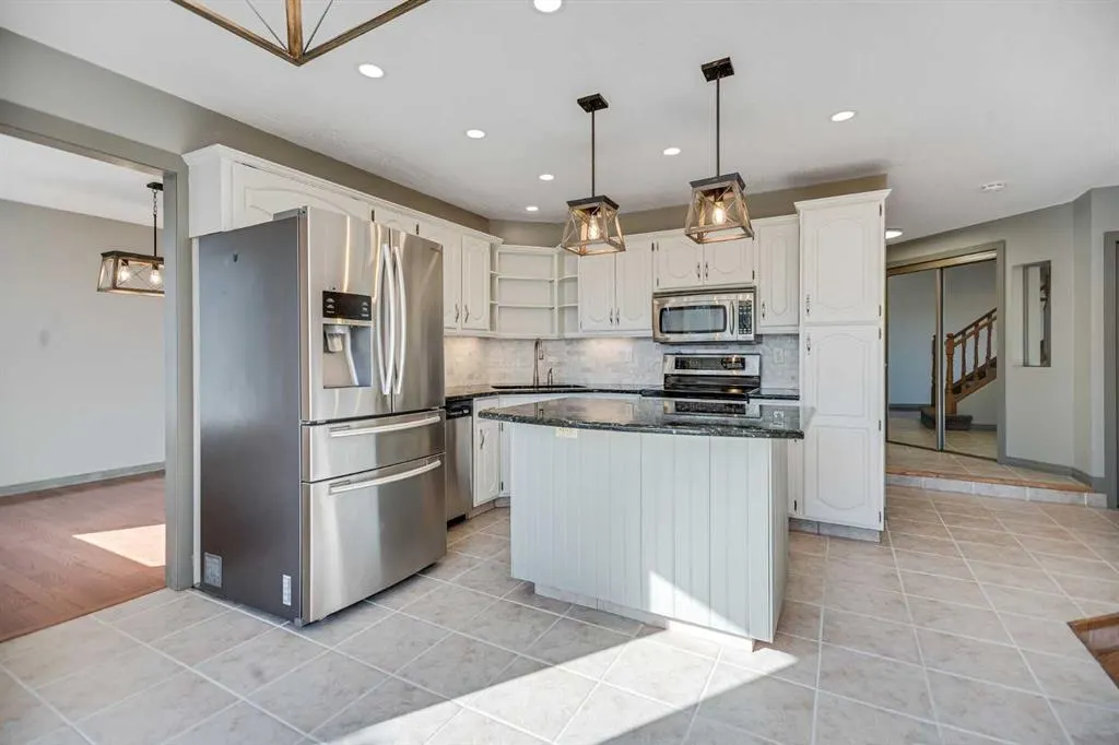107 Wood Valley Drive SW