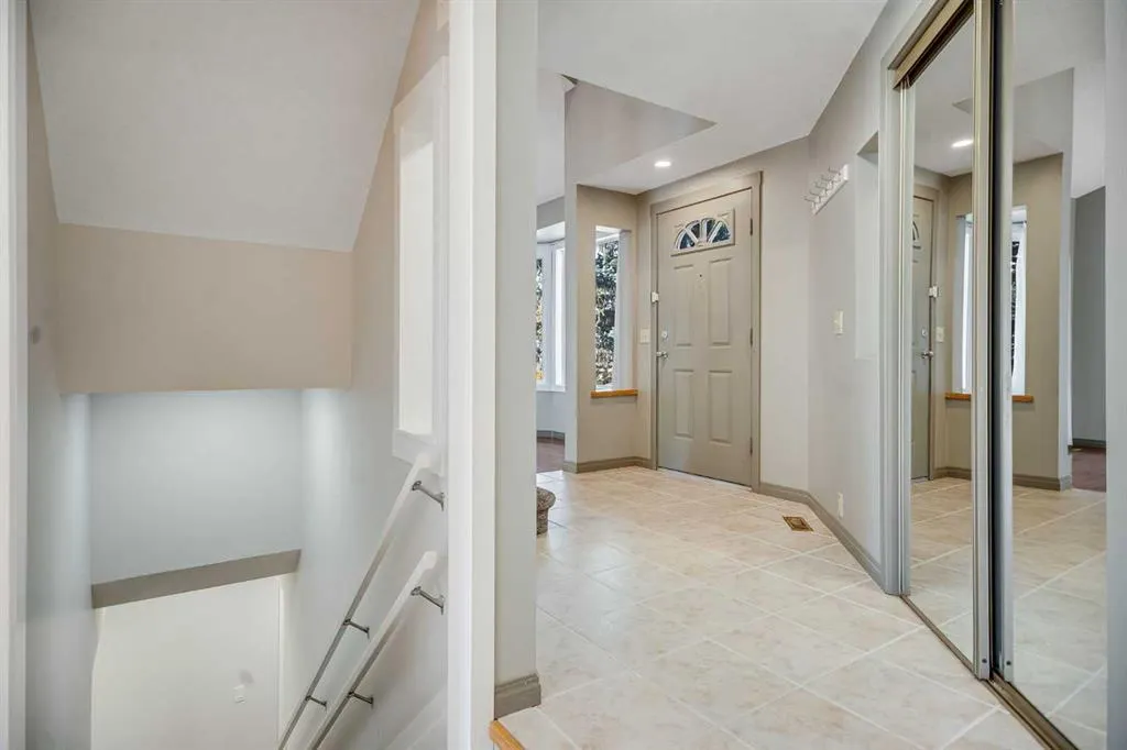 107 Wood Valley Drive SW