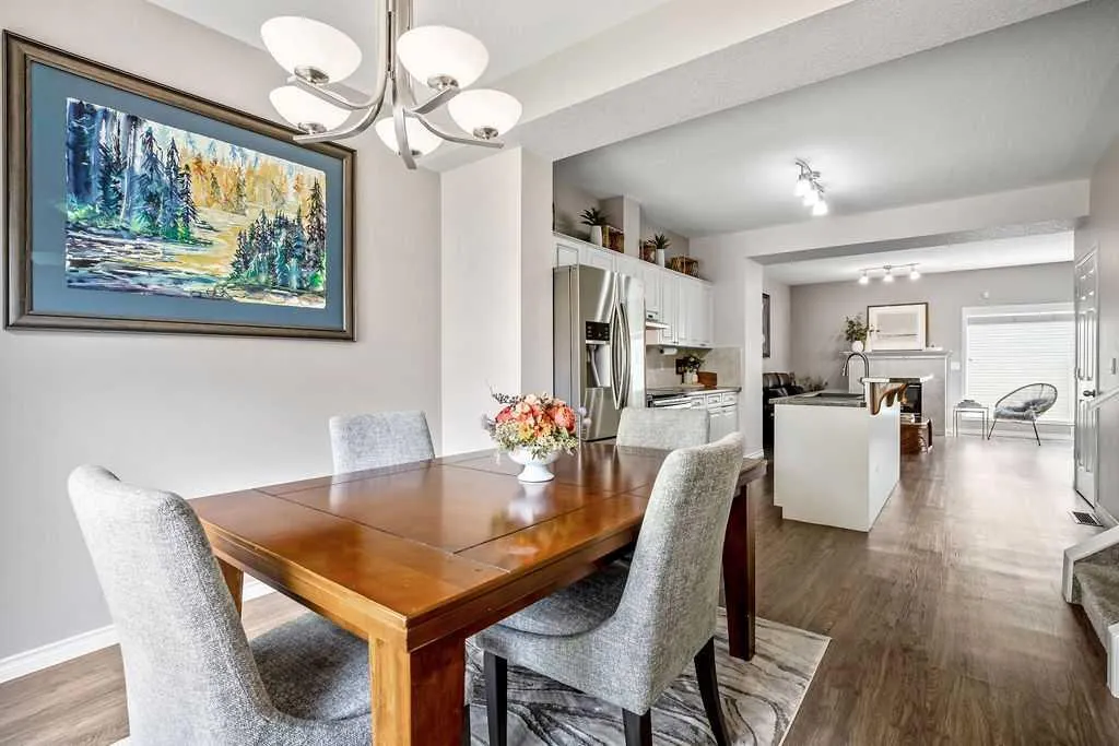 251 Bridlewood View SW