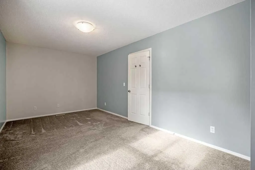 251 Bridlewood View SW
