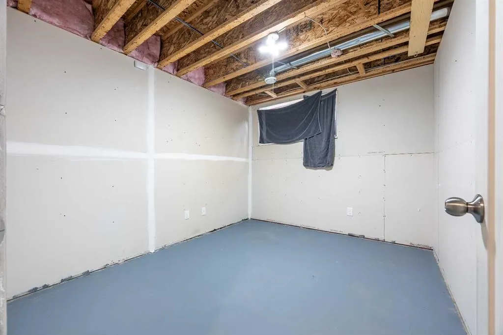 1521 47C Avenue, #1